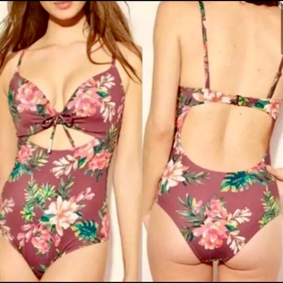 Shade & Shore Tie Front Cut Out Swimsuit Size 34C - Picture 1 of 14